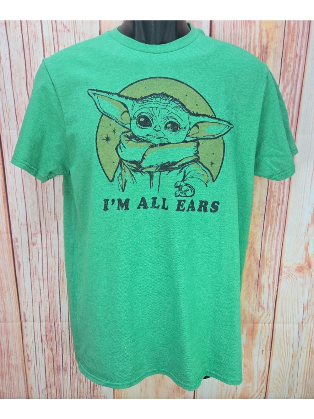 Star Wars Mandalorian "Im All Ears" T-Shirt Size Medium